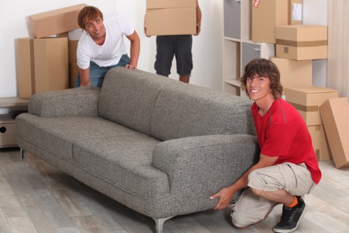 Flexible van service in Hanwell for small moves and deliveries