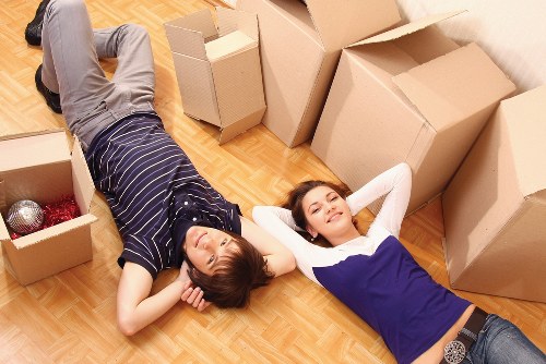 Residential removal services in Hanwell for household relocation